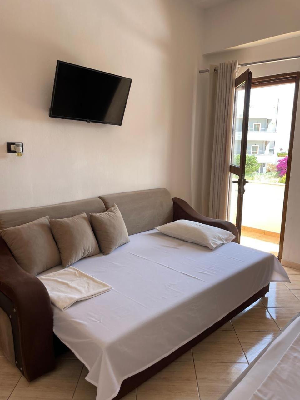 Hotel House Pollo Ksamil Esterno foto